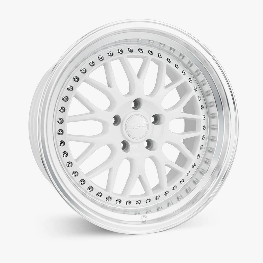 ESR SR01 18x9.5 5x120 ET35 Gloss White / Machined Lip - Stunning Wheels for Your Ride